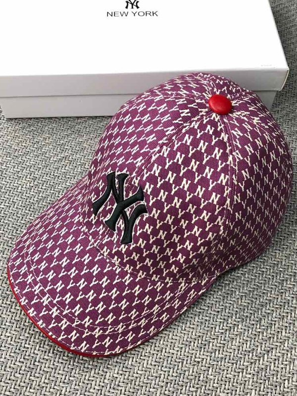 ブランド帽子正面デザイン